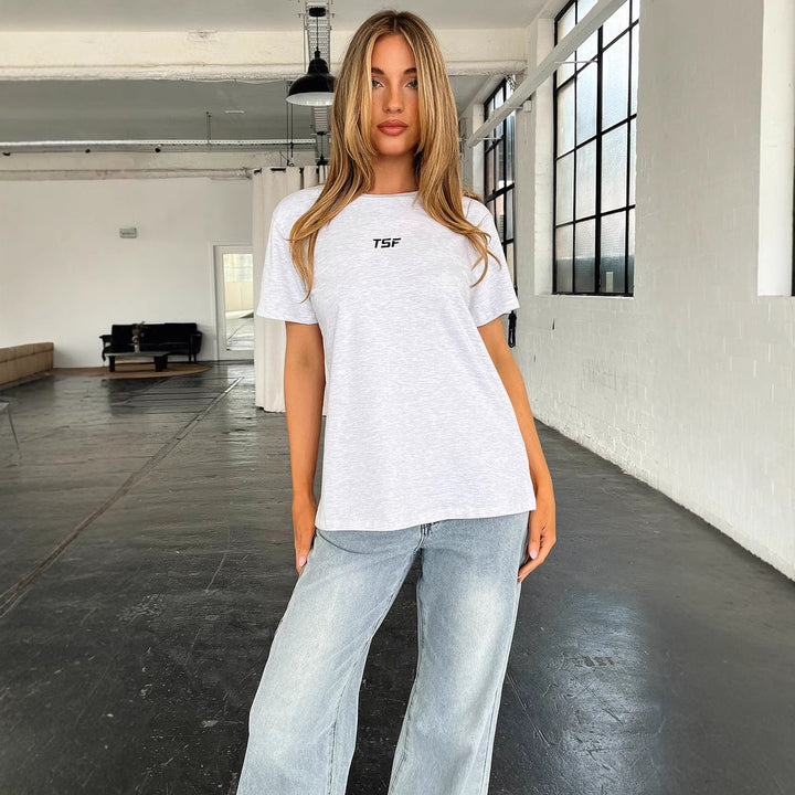Damen trendiges T-Shirt mit lässigem Schnitt und hochwertigem Baumwollmaterial Echo Archiv