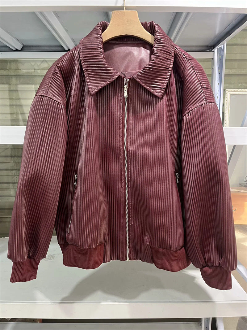 Damen nan plissierte Kunstleder-Bomberjacke mit Reißverschluss, Hemdkragen und elastischen Rippbündchen Echo Archiv