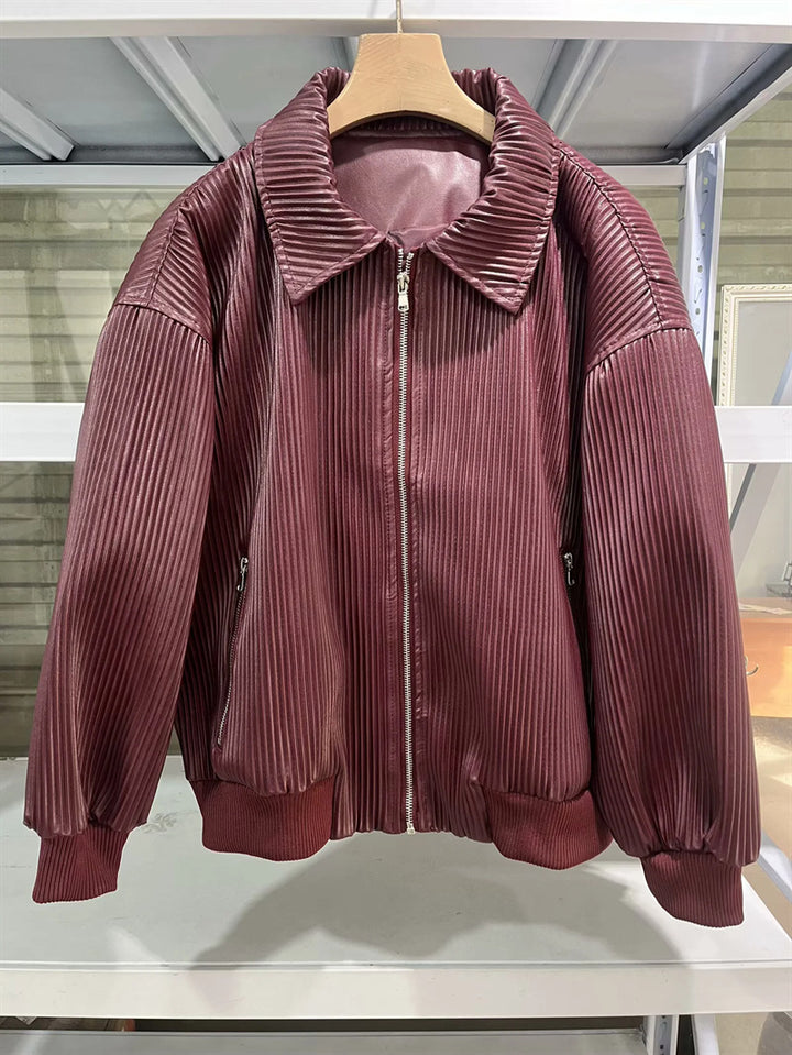 Damen nan plissierte Kunstleder-Bomberjacke mit Reißverschluss, Hemdkragen und elastischen Rippbündchen Echo Archiv