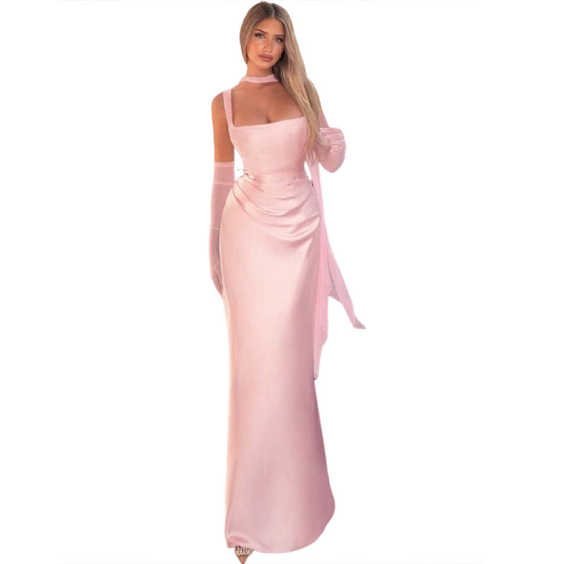 Damen Elegantes Abendkleid mit hohem Schnitt und dezenten Raffungselementen Echo Archiv
