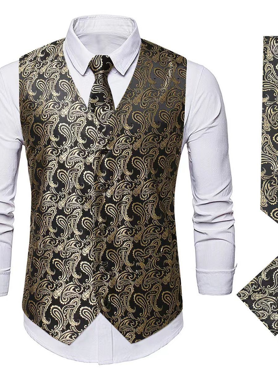 Herren elegantes Weste-Anzugset mit passendem Krawatte und Einstecktuch Echoarchiv