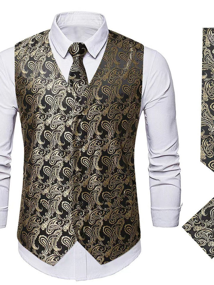 Herren elegantes Weste-Anzugset mit passendem Krawatte und Einstecktuch Echoarchiv