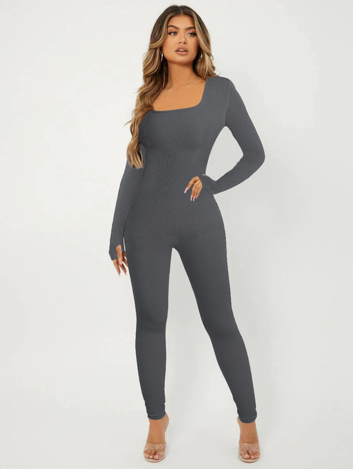Damen Rippstrick Skinny Jumpsuit mit Quadratischem Ausschnitt, Langen Ärmeln und Daumenloch – Solévia