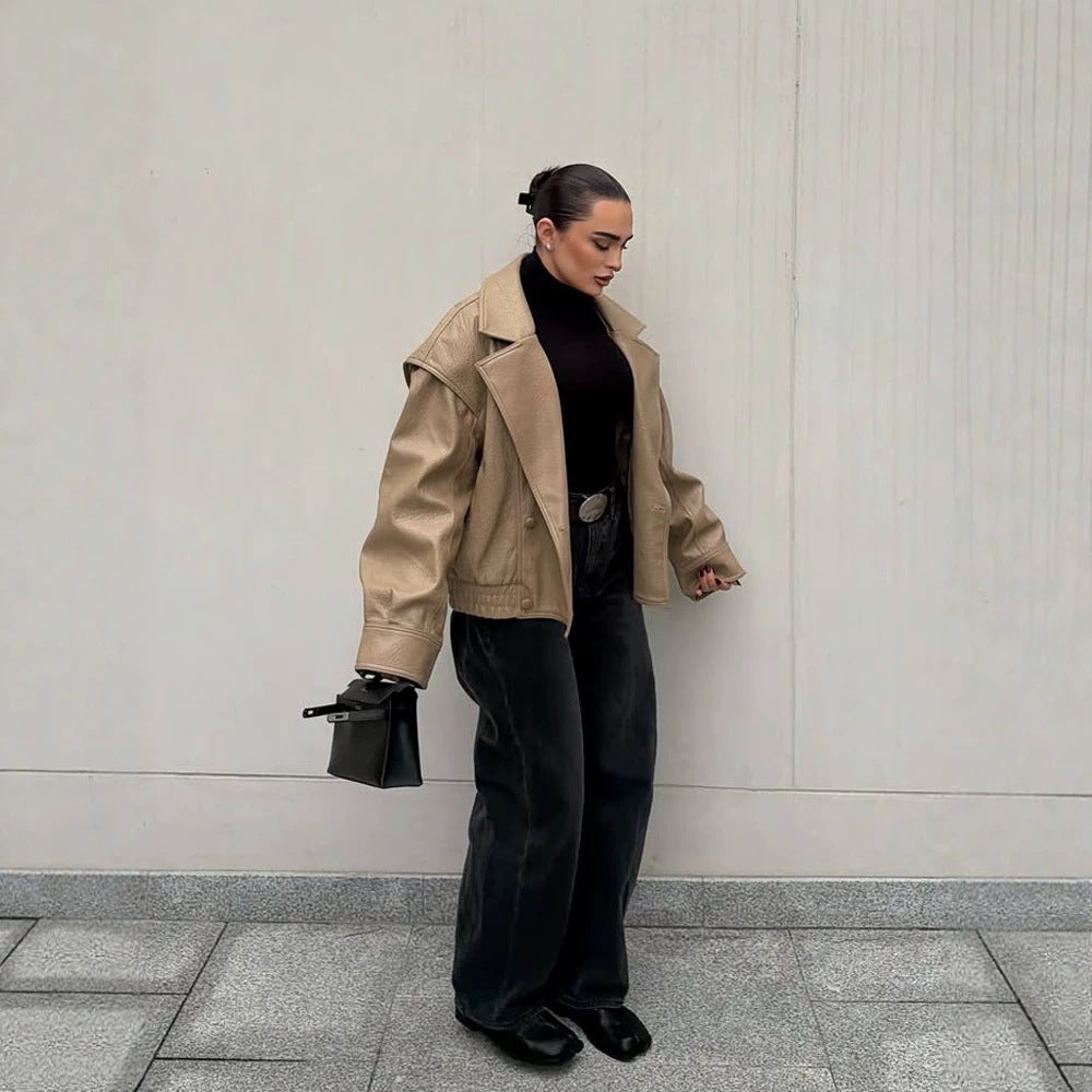 Damen Oversize-Lederimitat-Bomberjacke mit Boxy-Schnitt und weitem Revers Echoarchiv