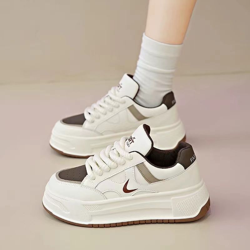 Damen Sportliche Plateau-Sneaker Echo Archiv