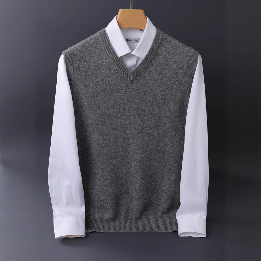 Herren Feine V‑Ausschnitt Strickweste aus Merino‑Blend mit geripptem Saum Echoarchiv