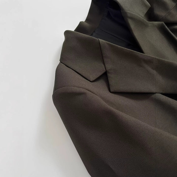 Damen taillierter Wollmix-Blazer mit strukturierter Schulter, einreihiger Knopfleiste und Pattentaschen – Valéne