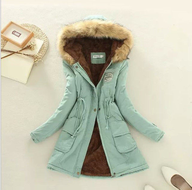 Damen hochwärmender Winterparka mit Teddy-Innenfutter, Tunnelzug und Kunstfellbesatz – Montévia