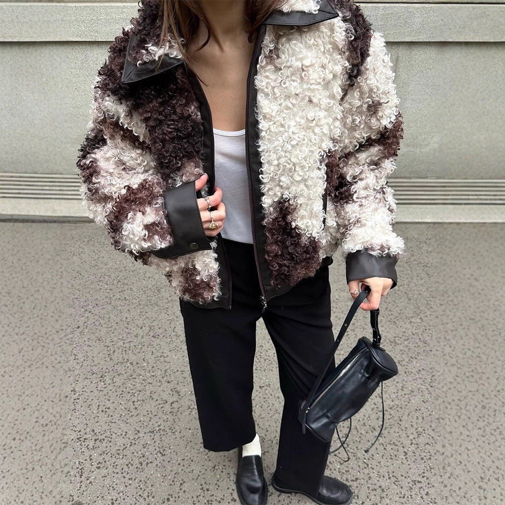 Damen Kurzblouson aus lockigem Bouclé‑Fauxfur mit Lederoptik‑Besatz Echoarchiv