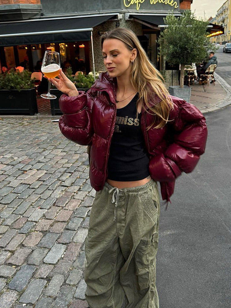 Damen Glänzende Oversize-Steppjacke mit Kapuze und hohem Stehkragen Echoarchiv