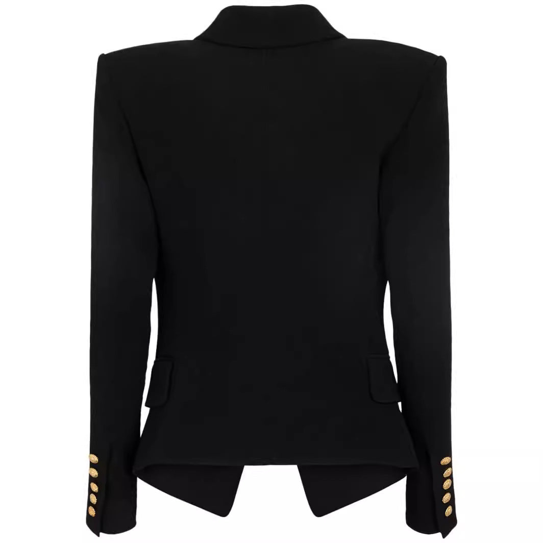 Damen Figurnaher Smokingblazer im Tailoring mit betonter Schulter und goldener Zierknopfleiste Echoarchiv