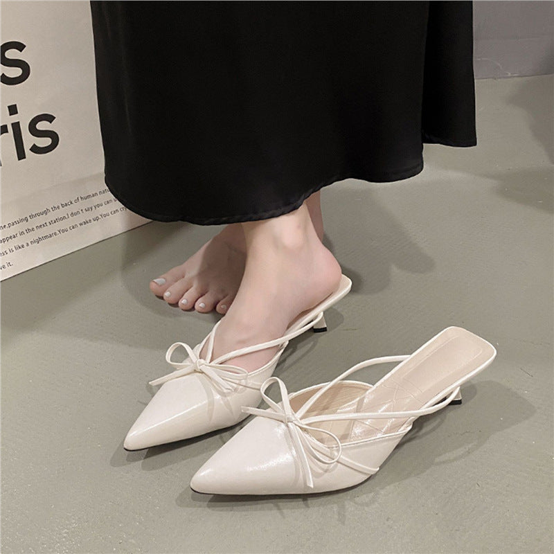 Damen Spitz zulaufende Mules mit feinen Slingback‑Riemchen und Zierschleife – Lioré
