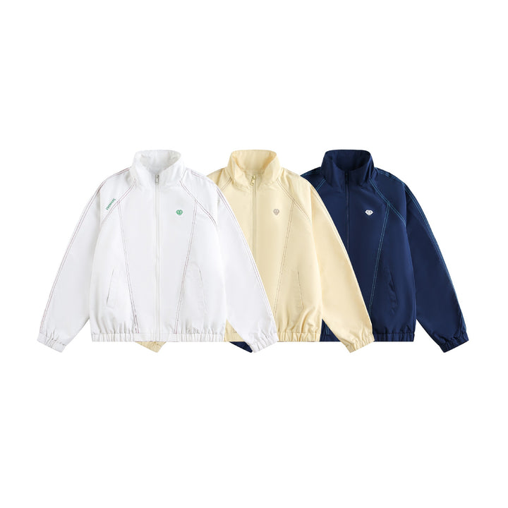 Unisex Sportliche leichte Trainingsjacke mit Stehkragen, Kontraststeppungen und elastischem Saum Echoarchiv