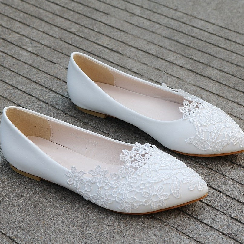 Damen Elegante Ballerinas mit filigraner Blumenstickerei Echoarchiv