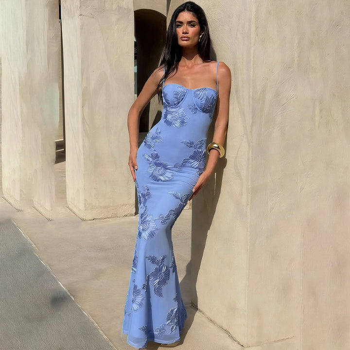 Damen Elegantes Abendkleid mit floralem Spitzenbesatz Echo Archiv