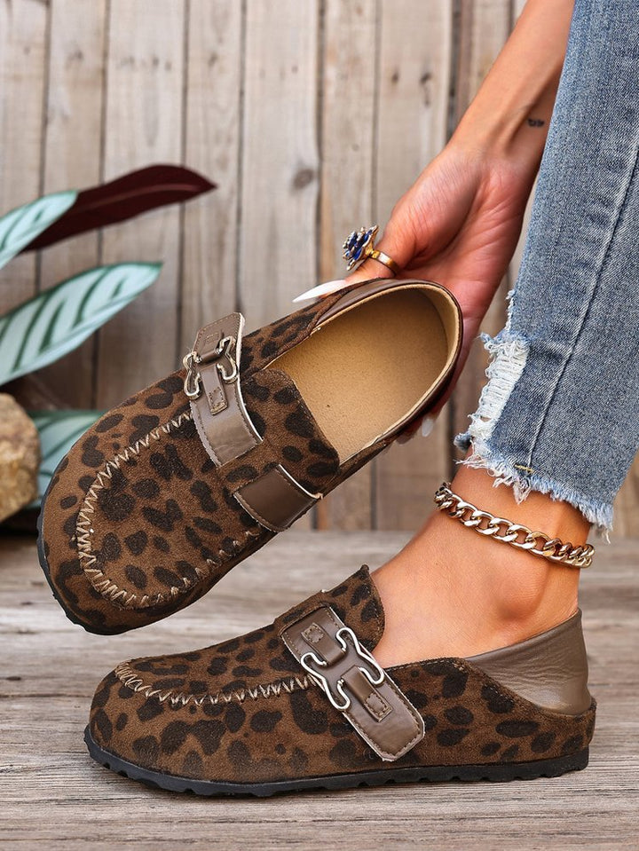 Damen Mokassin-Slipper aus Veloursleder mit dekorativer Metall-Schnalle – Lioré