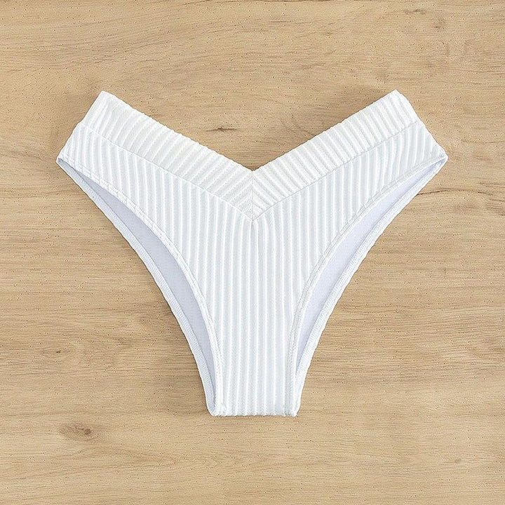 Damen Hoch geschnittener Bikinislip mit modischem V-Design Echo Archiv