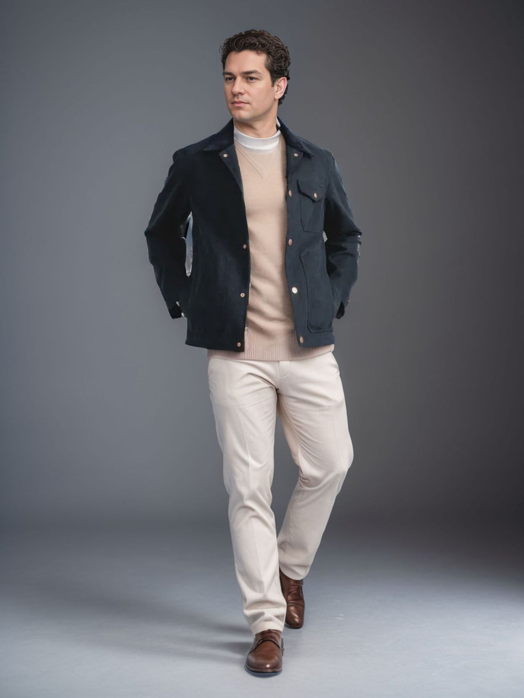 Herren Suedejacke mit modischem Design und praktischen Taschen Echoarchiv