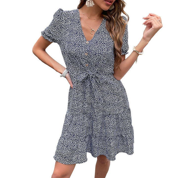 Damen Gestuftes Minikleid mit V-Ausschnitt, Knopfleiste und Kordel-Taille Echoarchiv