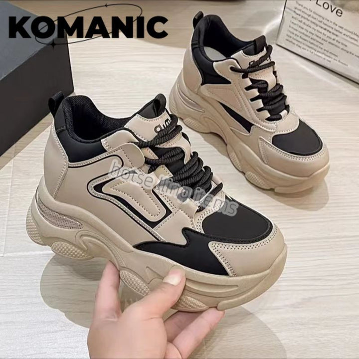 Damen Sportliche Chunky Sneakers mit gepolsterter Sohle und modischem Design Echo Archiv