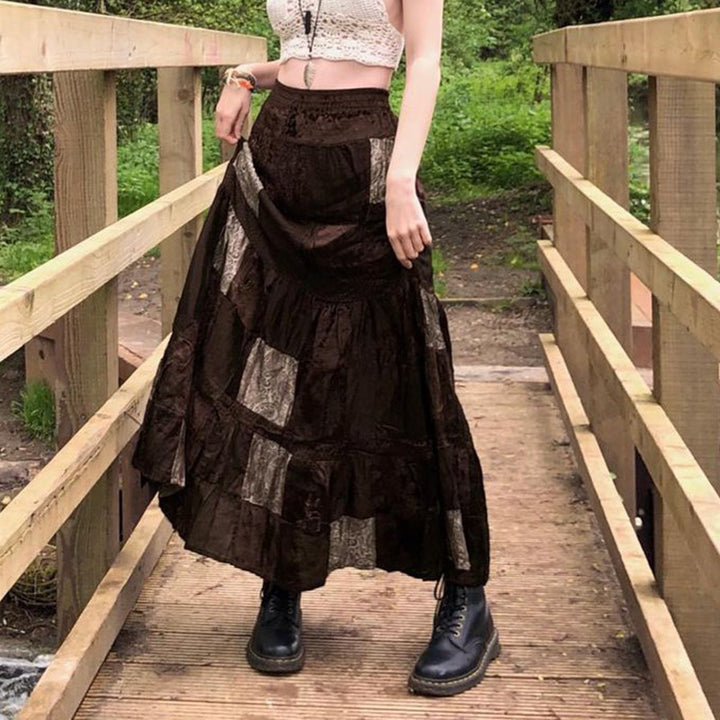 Damen Maxirock mit floralen Patchwork-Mustern und voluminösem Saum Echo Archiv