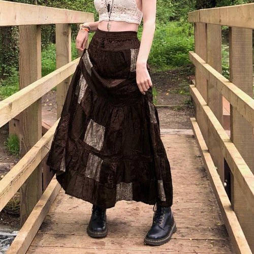 Damen Maxirock mit floralen Patchwork-Mustern und voluminösem Saum Echo Archiv