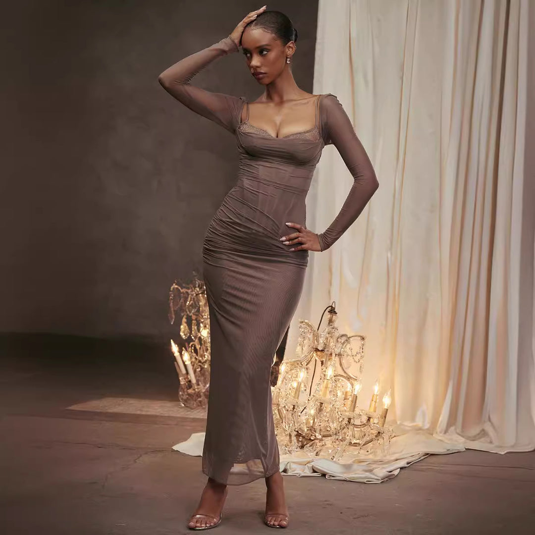 Damen Elegantes Maxikleid mit transparenten Ärmeln Echo Archiv