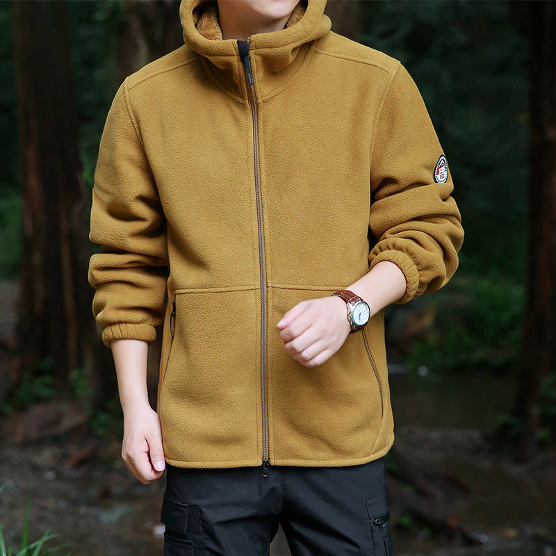 Herren Fleecejacke mit verstellbarer Kapuze und praktischen Reißverschlusstaschen Echoarchiv