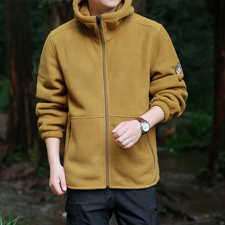 Herren Fleecejacke mit verstellbarer Kapuze und praktischen Reißverschlusstaschen Echoarchiv
