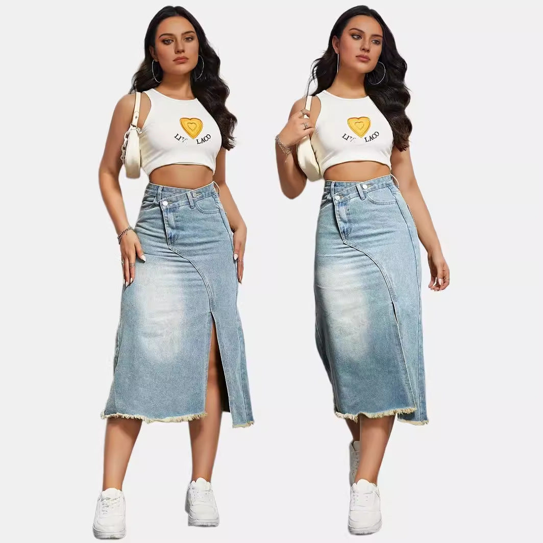 Damen nan asymmetrischer Highwaist-Denim-Midirock mit vorderlichem Schlitz und ausgefranstem Saum Echo Archiv