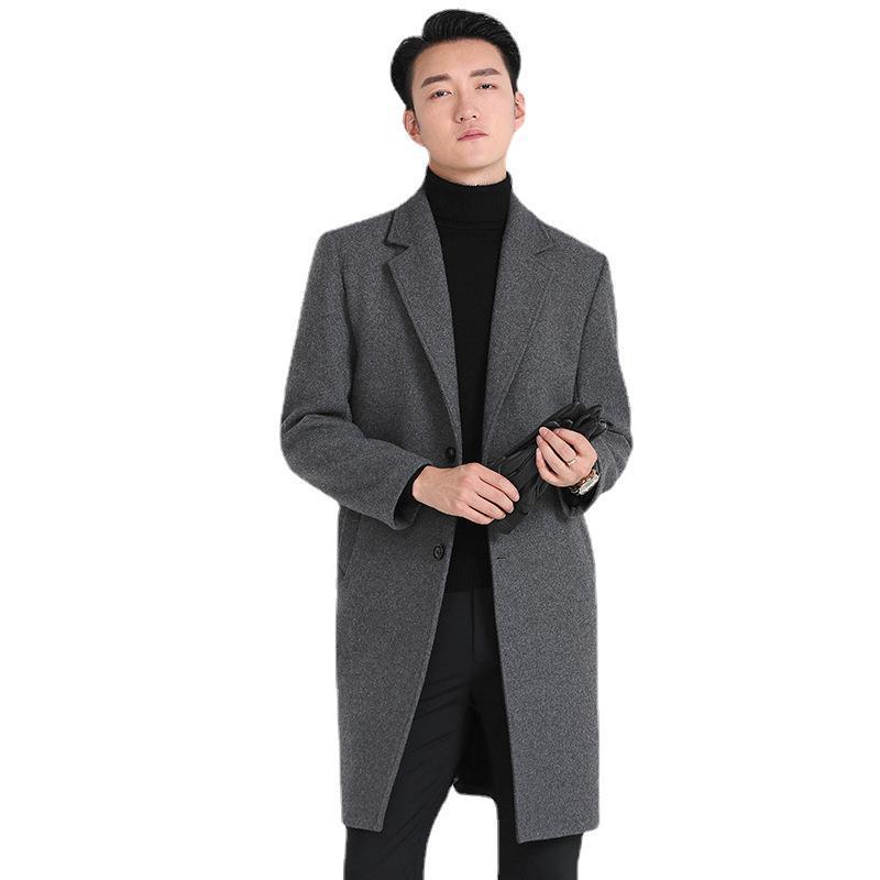 Herren eleganter Wollmantel mit klassischem Schnitt und praktischen Taschen Echoarchiv