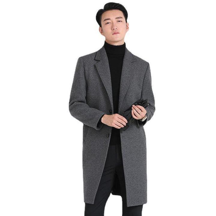 Herren eleganter Wollmantel mit klassischem Schnitt und praktischen Taschen Echoarchiv