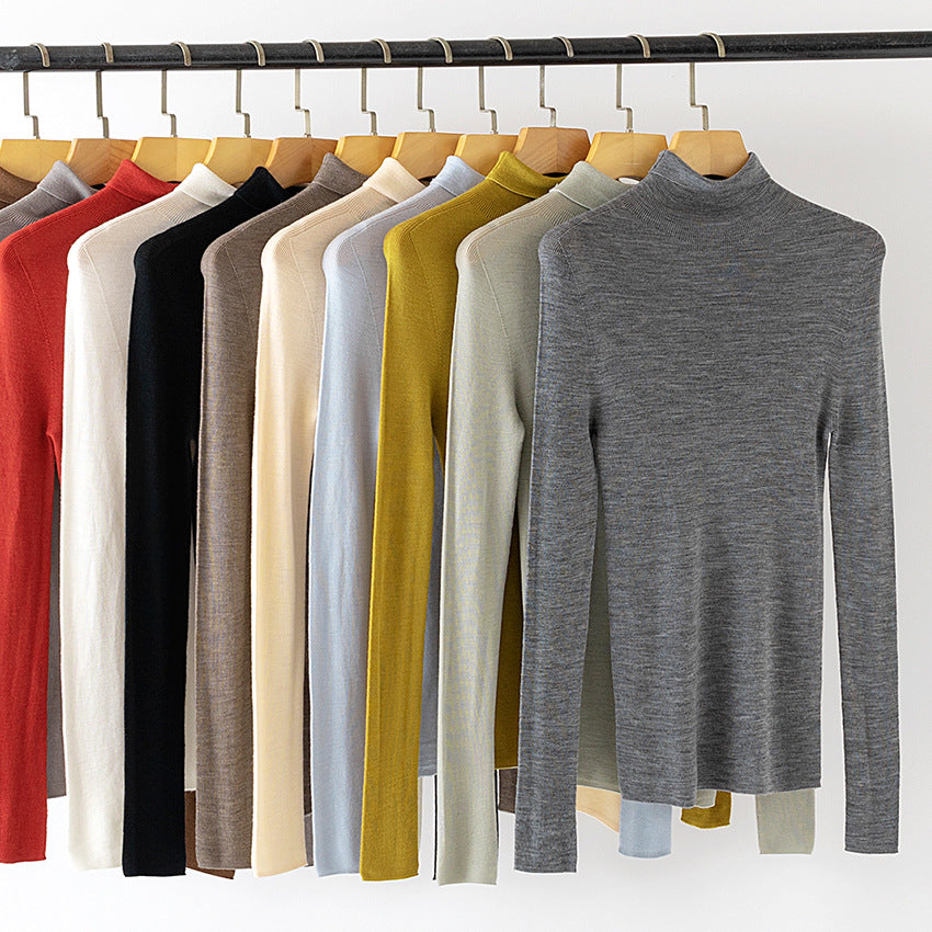 Damen Leichter Feinstrick-Rollkragenpullover mit fließender Passform Echoarchiv