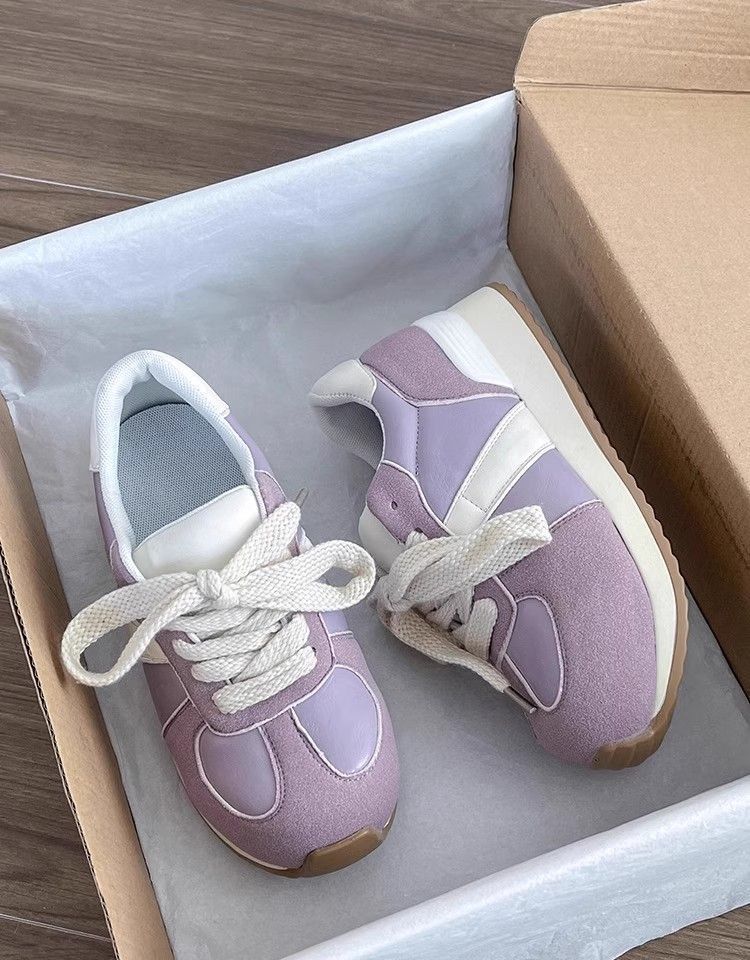 Damen Sportliche Sneaker mit bequemer Dämpfung und atmungsaktiver Oberflächenstruktur Echo Archiv
