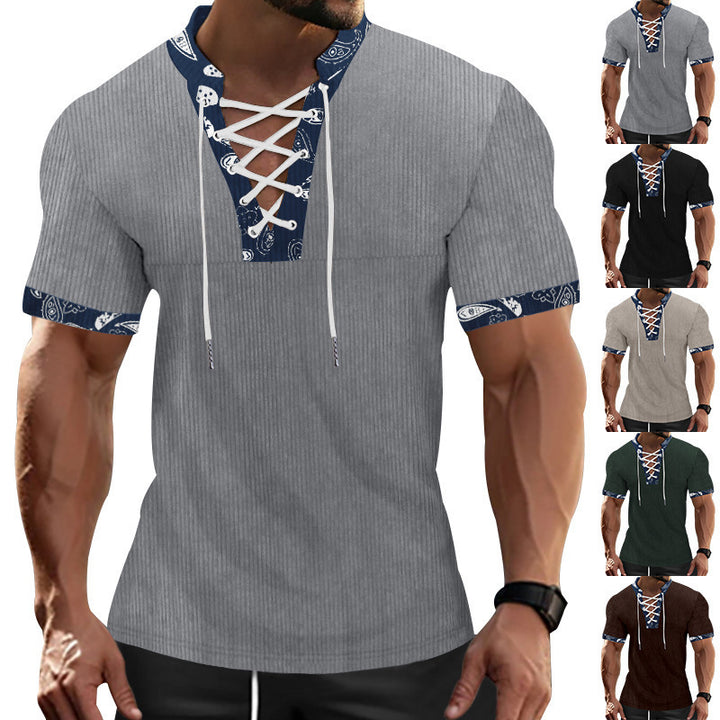 Herren Kurzarm-Henley-Shirt mit dekorativem Schnürdesign Echoarchiv