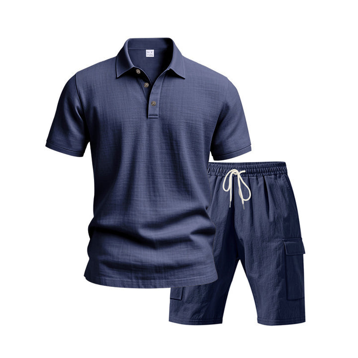 Herren stilvolles Polohemd mit bequemen Cargo-Shorts Echoarchiv