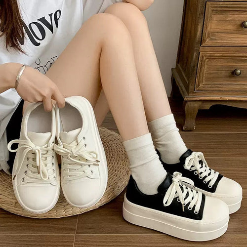 Damen Plateau-Sneaker mit modischem Design und bequemer Dämpfung Echo Archiv