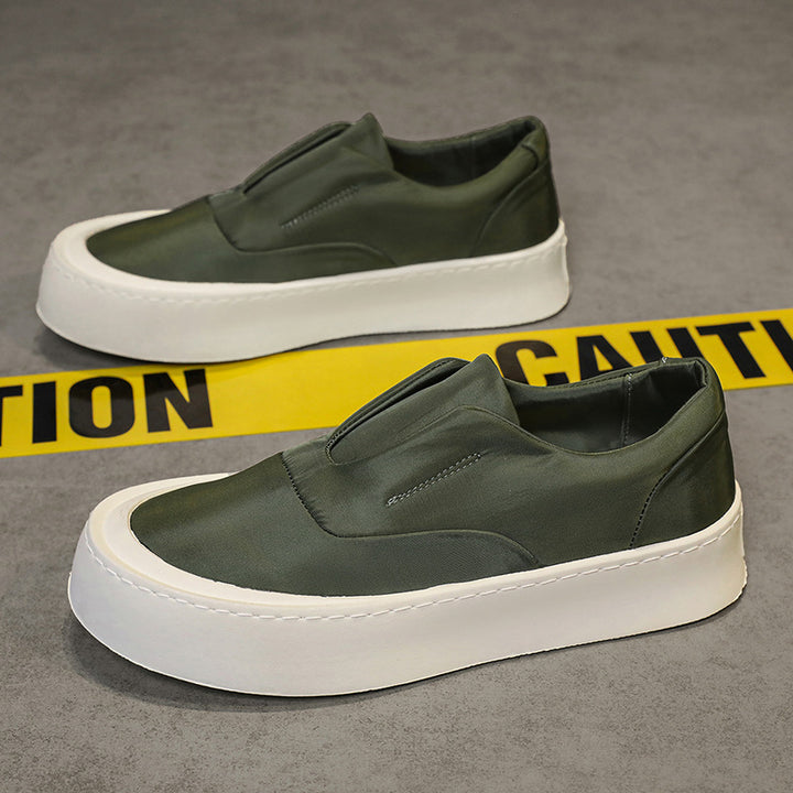 Damen Plateauslipper-Sneaker mit elastischer Schlupfpassform und dicker Gummi-Plateausohle Echoarchiv