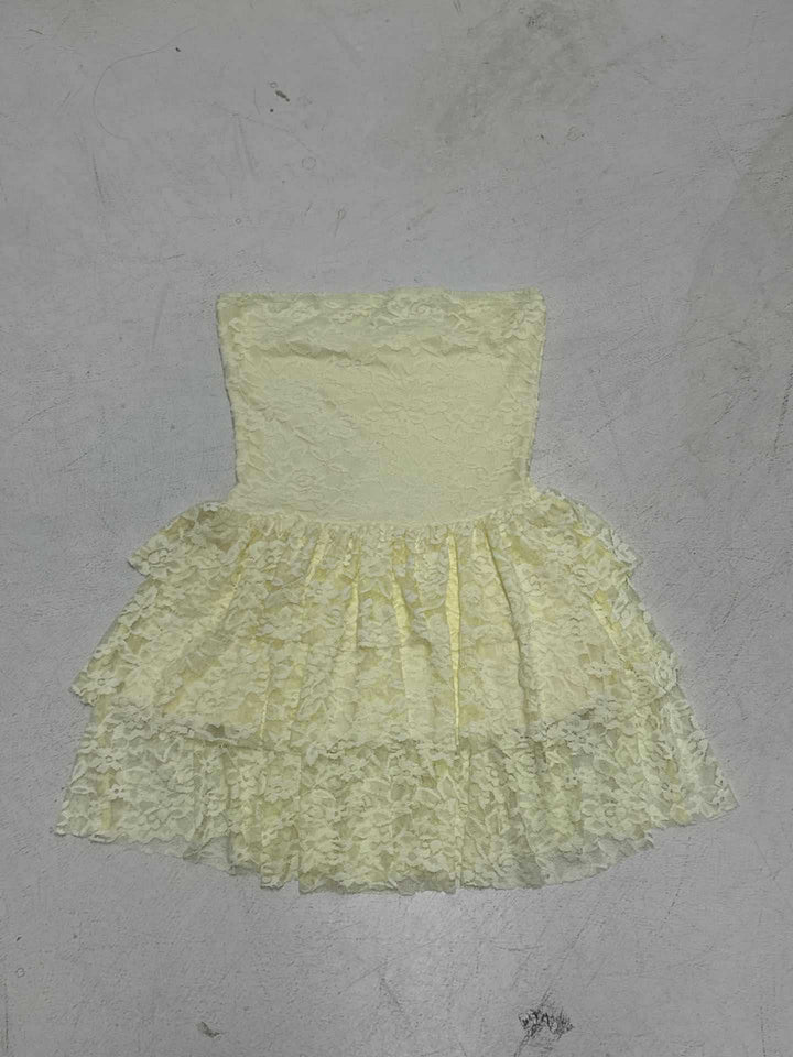 Damen Spitzenkleid mit voluminösem Rock und trägerlosem Design Echo Archiv