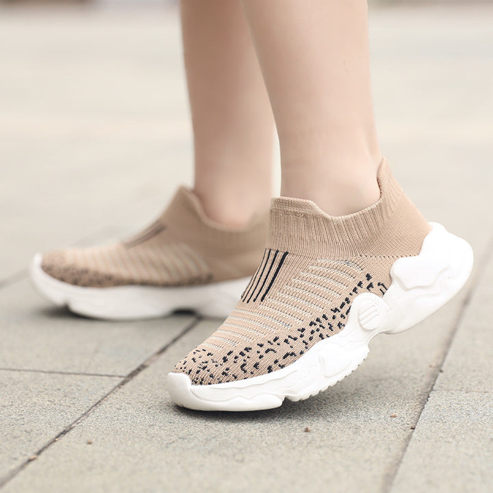 Damen nan atmungsaktiver Strick-Sneaker mit sockenähnlichem Schaft und dämpfender Plateau-Sohle Echo Archiv