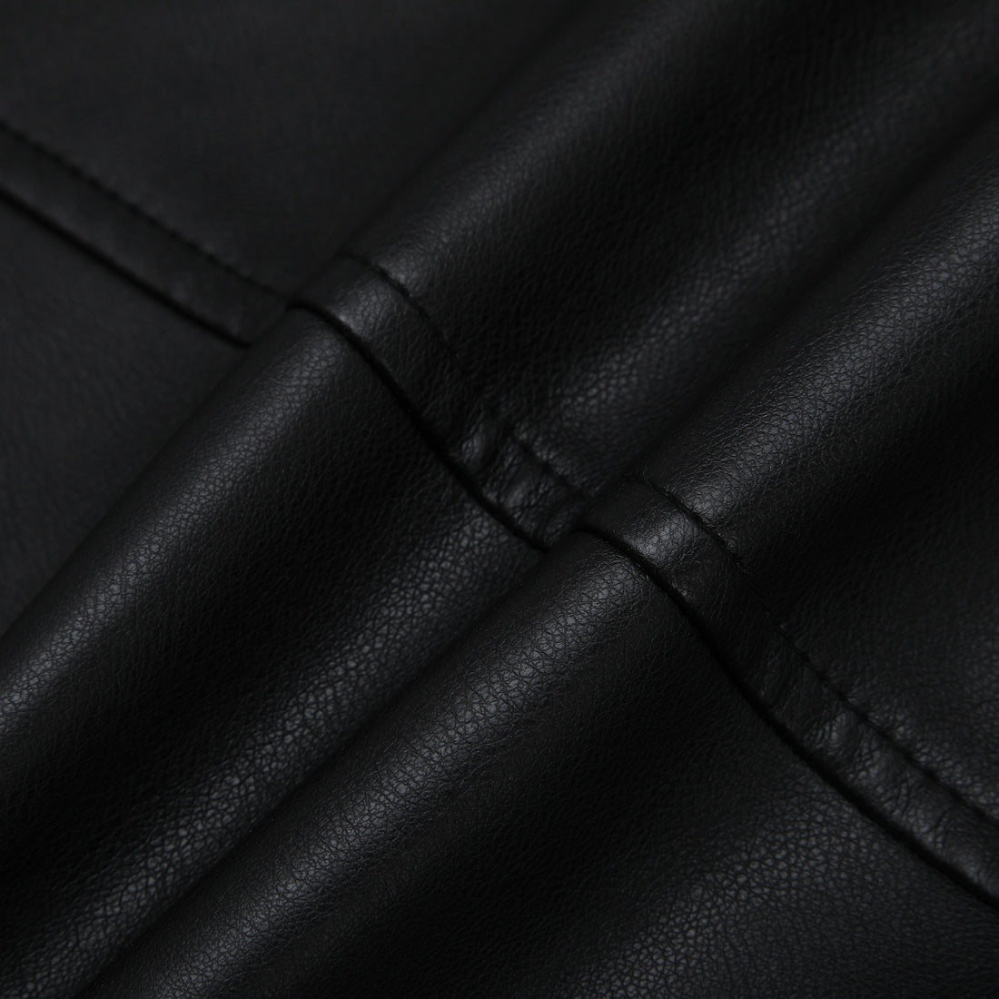 Damen Modische Kurzjacke aus Kunstleder – Célinea
