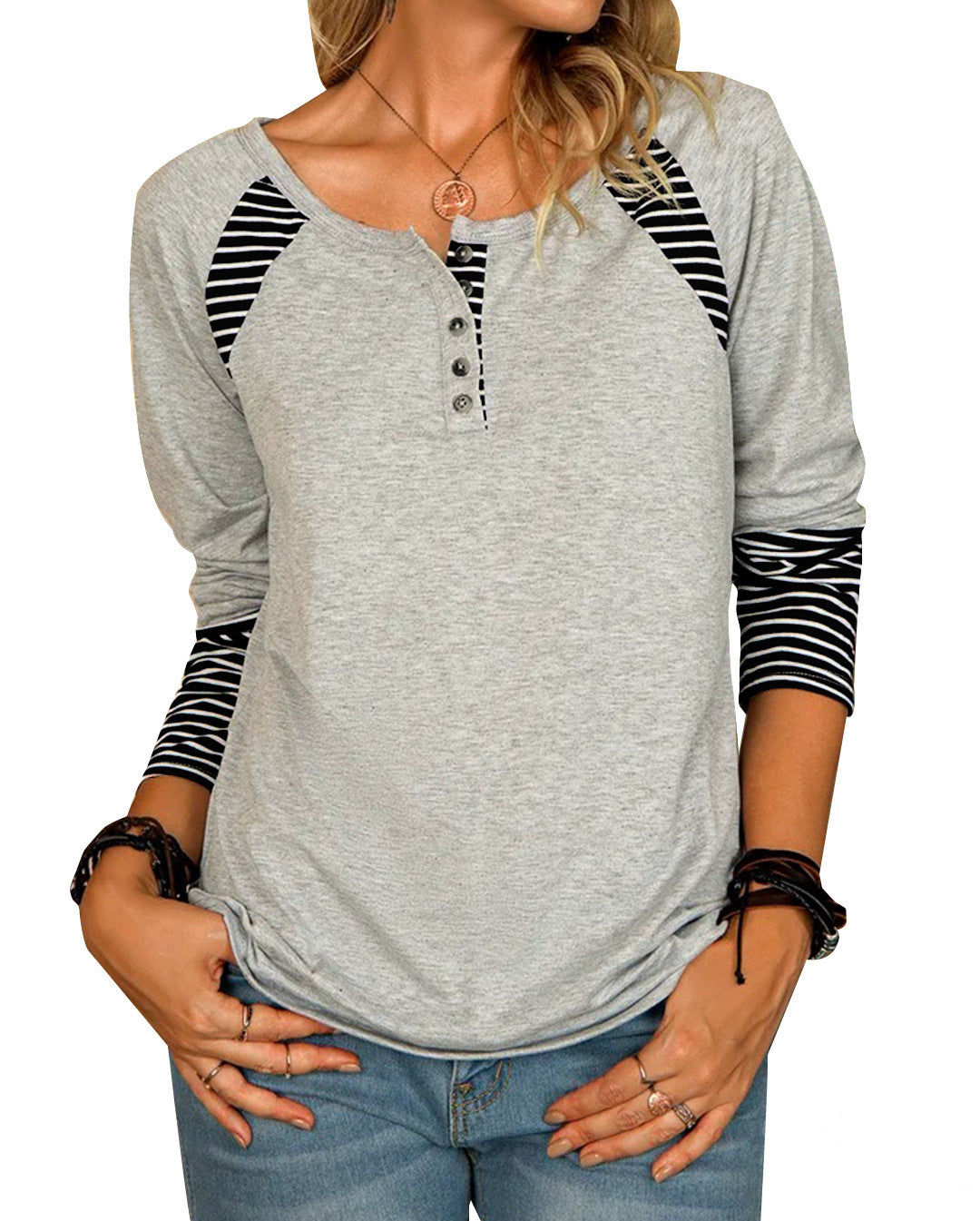Damen Lässiges Raglan-Henley-Shirt mit Knopfleiste und gestreiften Ärmelbündchen – Orélia