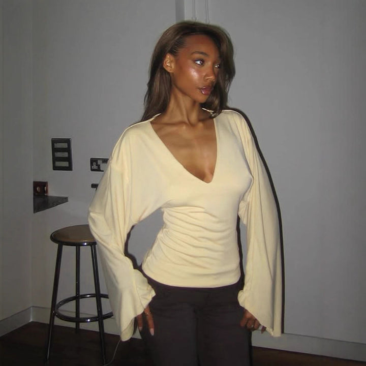 Damen nan tailliertes Langarm-Cropped-Shirt mit V‑Ausschnitt, überschnittener Schulter und soften Jersey-Qualität Echo Archiv