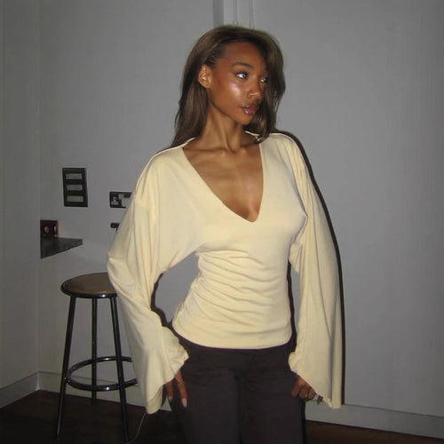 Damen nan tailliertes Langarm-Cropped-Shirt mit V‑Ausschnitt, überschnittener Schulter und soften Jersey-Qualität Echo Archiv