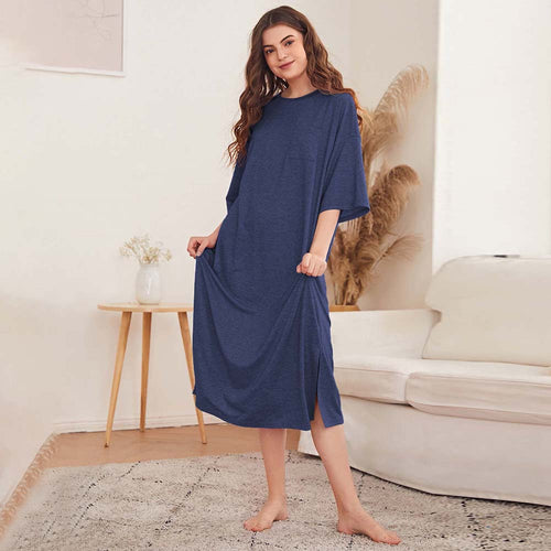 Damen legeres Oversize-Nachthemd mit Brusttasche und seitlichen Schlitzen – Lunéa