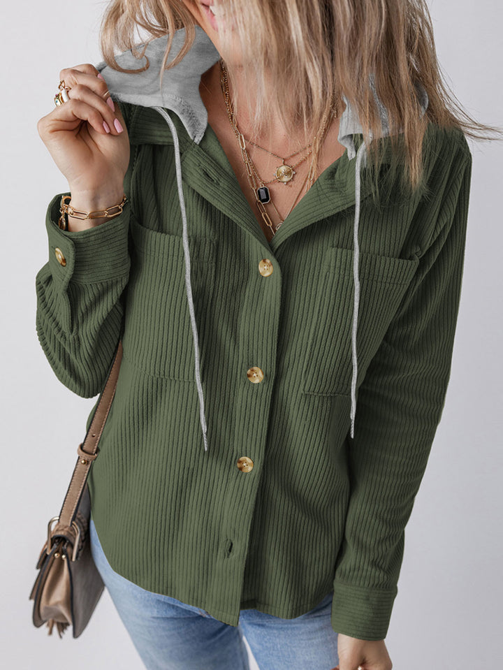 Damen Gerippte Hemdjacke mit Kapuze, Knopfleiste und aufgesetzten Taschen – Auréline