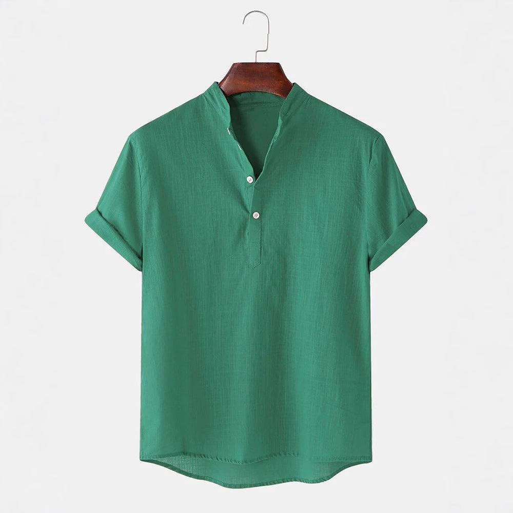 Herren Kurzarmhemd mit innovativem Henley-Ausschnitt und fließendem Material Echoarchiv