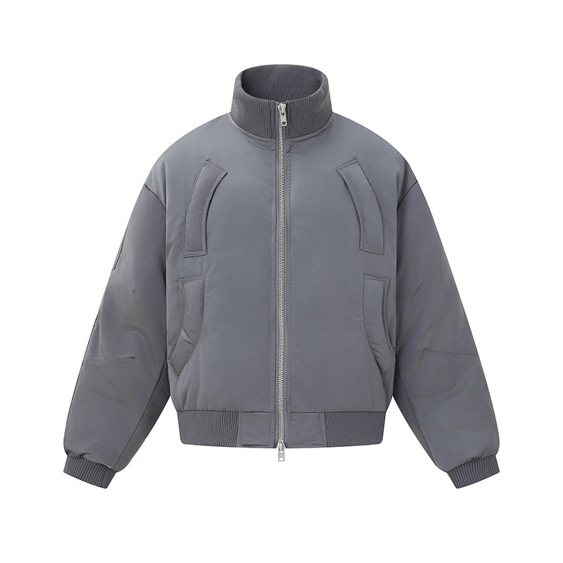 Damen Kurz geschnittene wattierte Blousonjacke im Boxy‑Schnitt mit hohem Rippenkragen und markanten Eingrifftaschen Echoarchiv