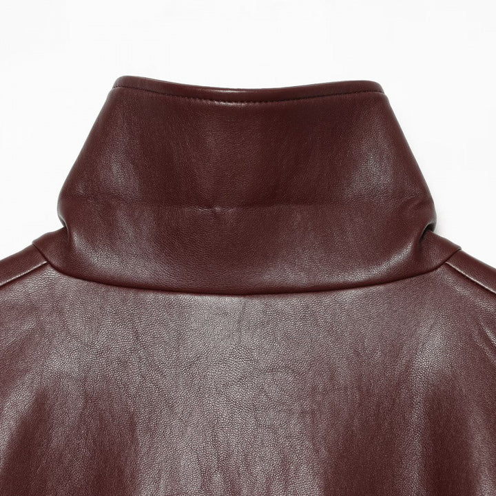 Damen Kurz geschnittene Kunstlederjacke mit Stehkragen und durchgehendem Reißverschluss Echo Archiv