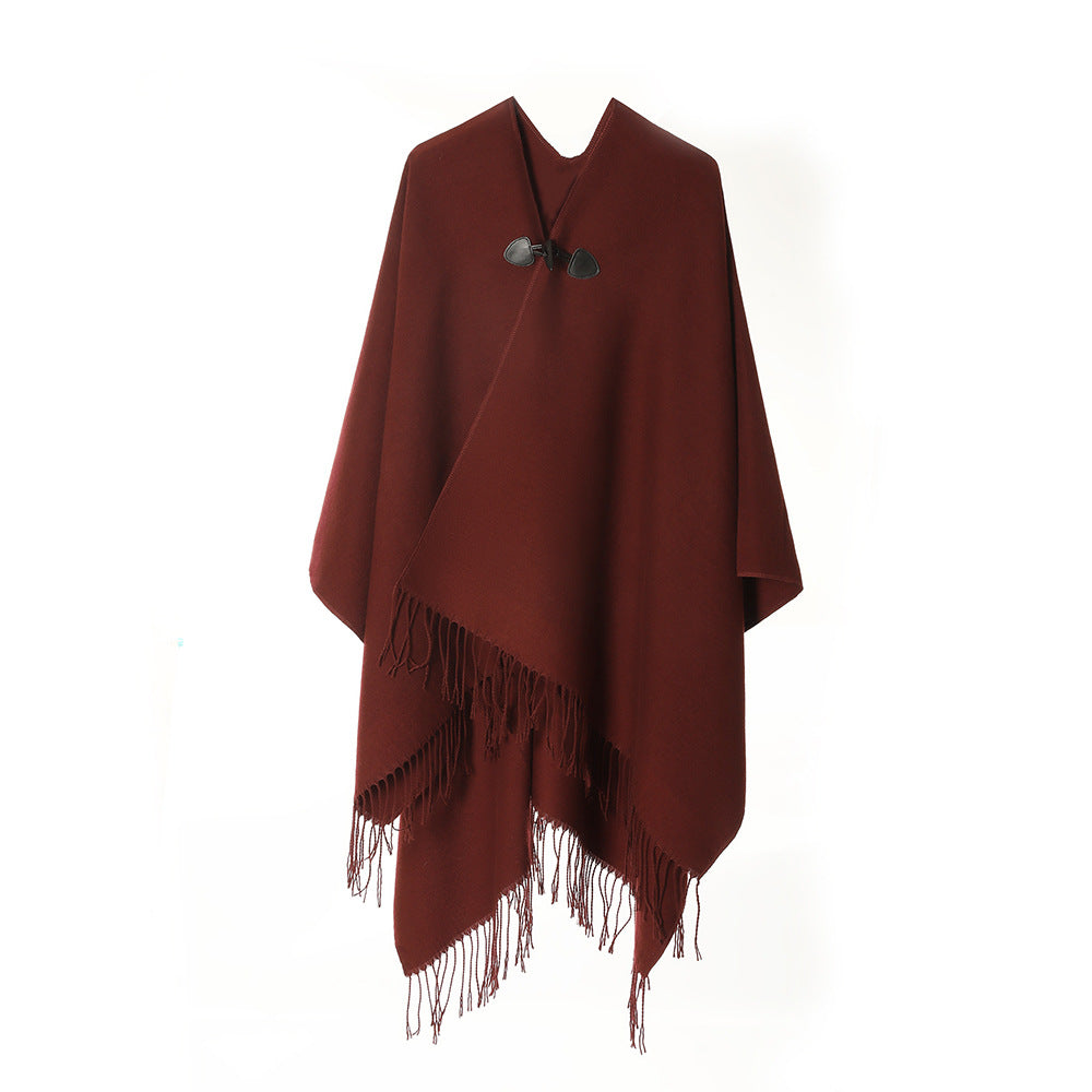 Damen Leichter Wasserfall‑Poncho mit Knebelverschluss, asymmetrischem Saum und Fransenkante – Avérine